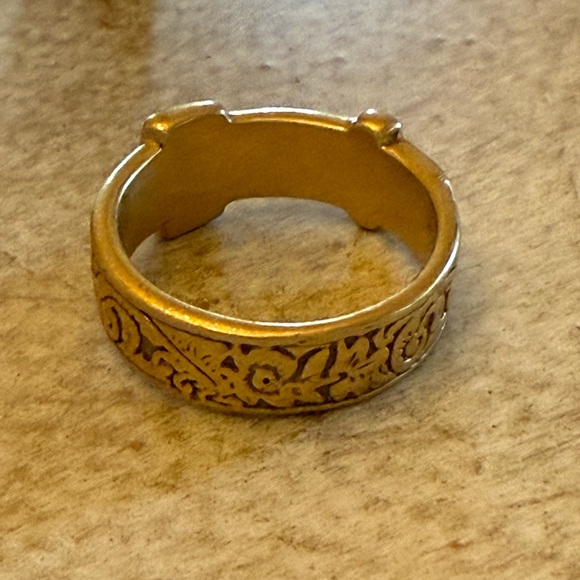 Chloe + Isabel Gold Western Buckle Ring - Picture 3 of 6